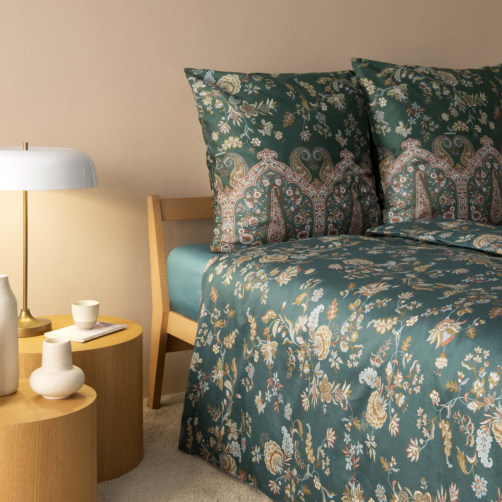 BW Indian Roses grün