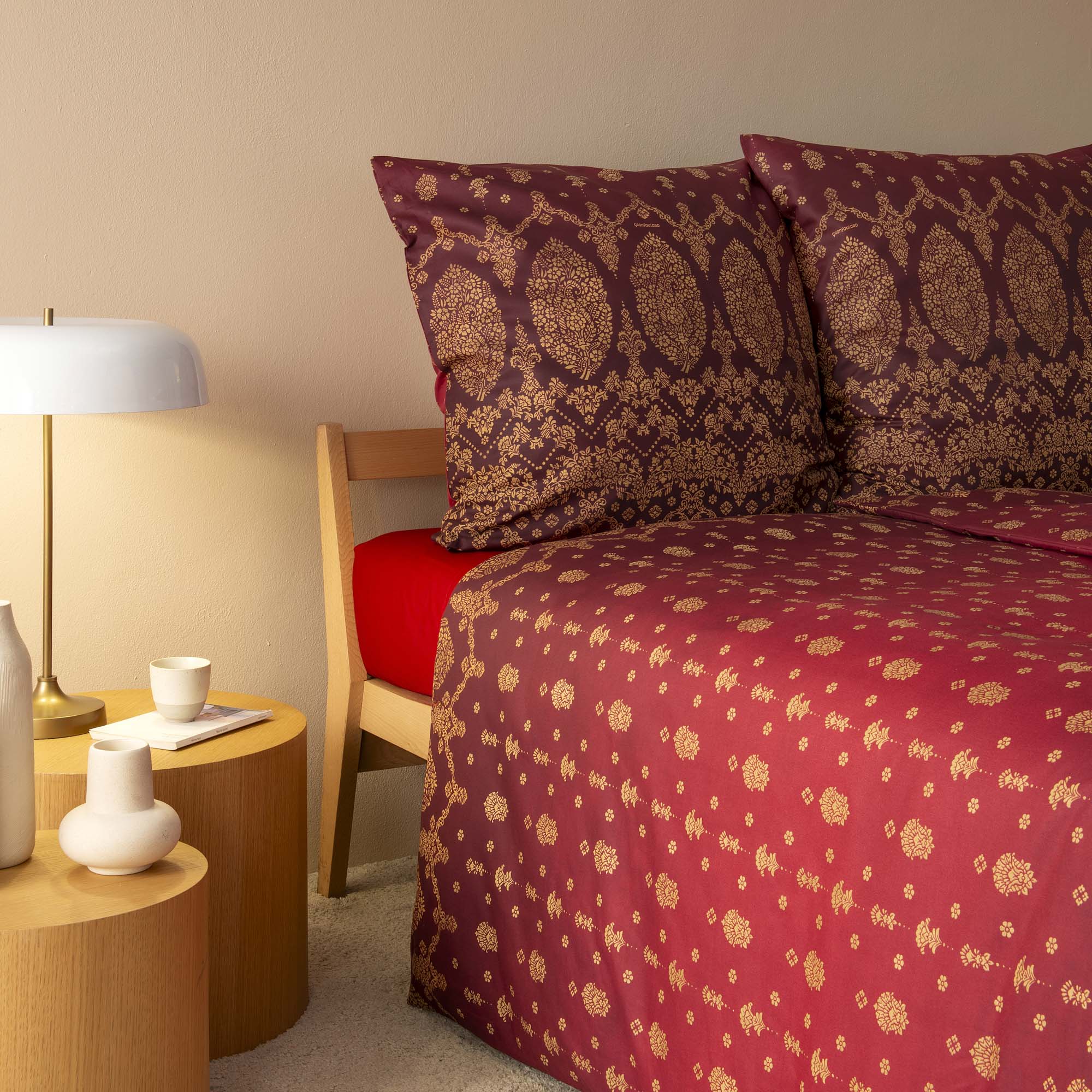 Bettwaesche gold decor rot