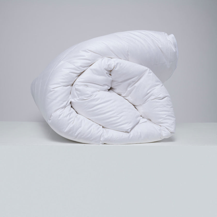 Decke zusammengerollt