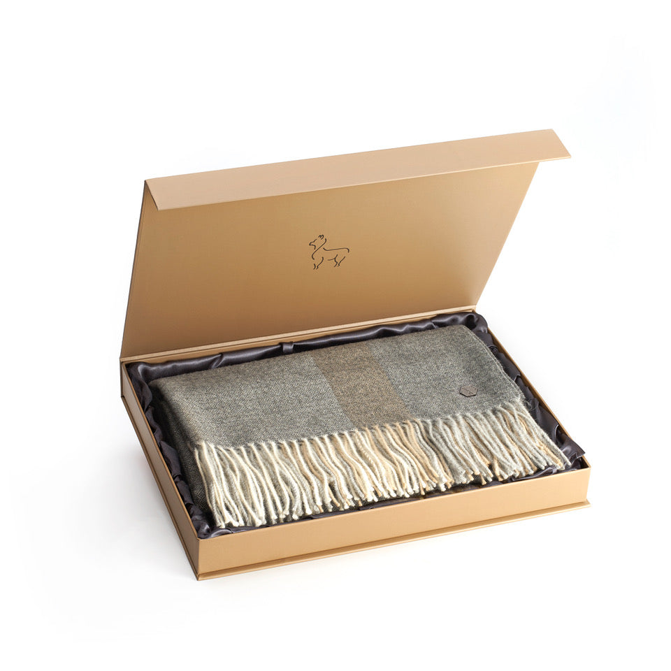 Wohndecke Borrea weich alpaka