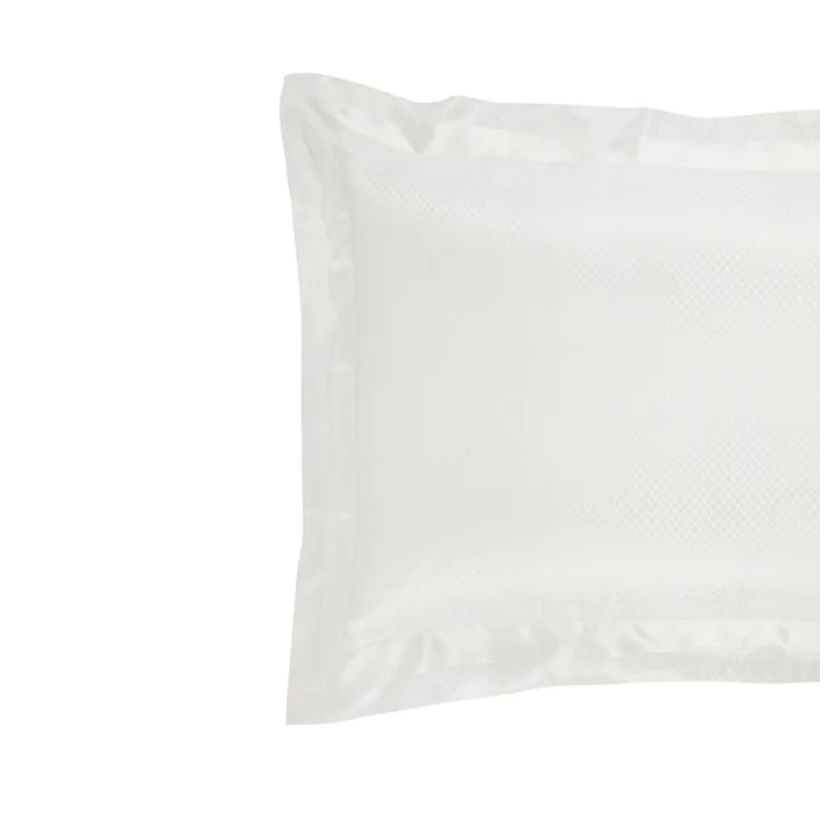 white boudoir Kissen gingerlily